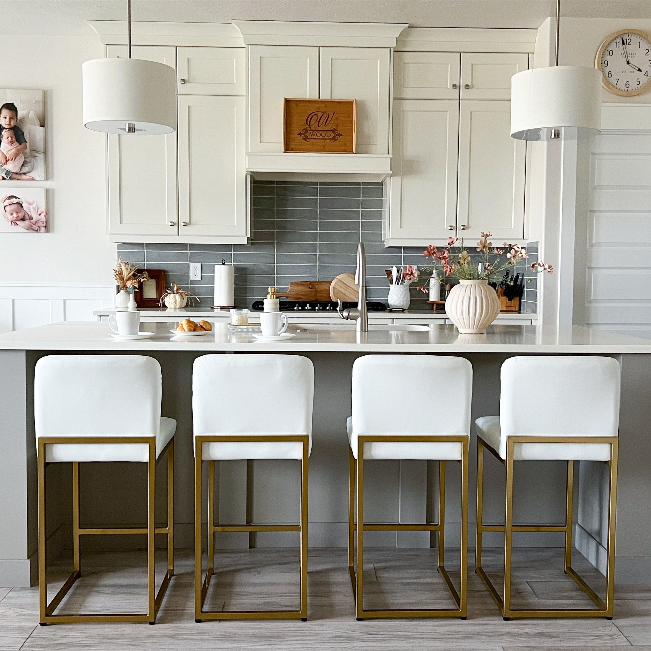 Elegant PU Leather Bar Stools with Backs and Strong Metal Frame